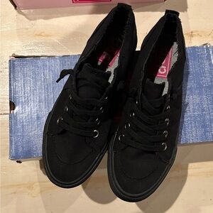 Pop Black Canvas Sneakers